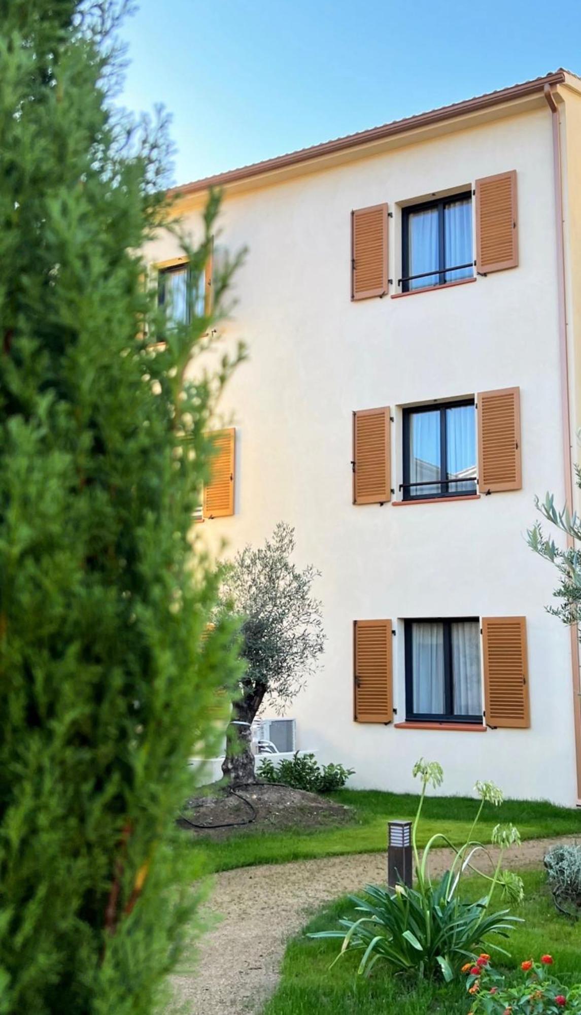 Residence Catalina Saint-Florent  Exteriör bild