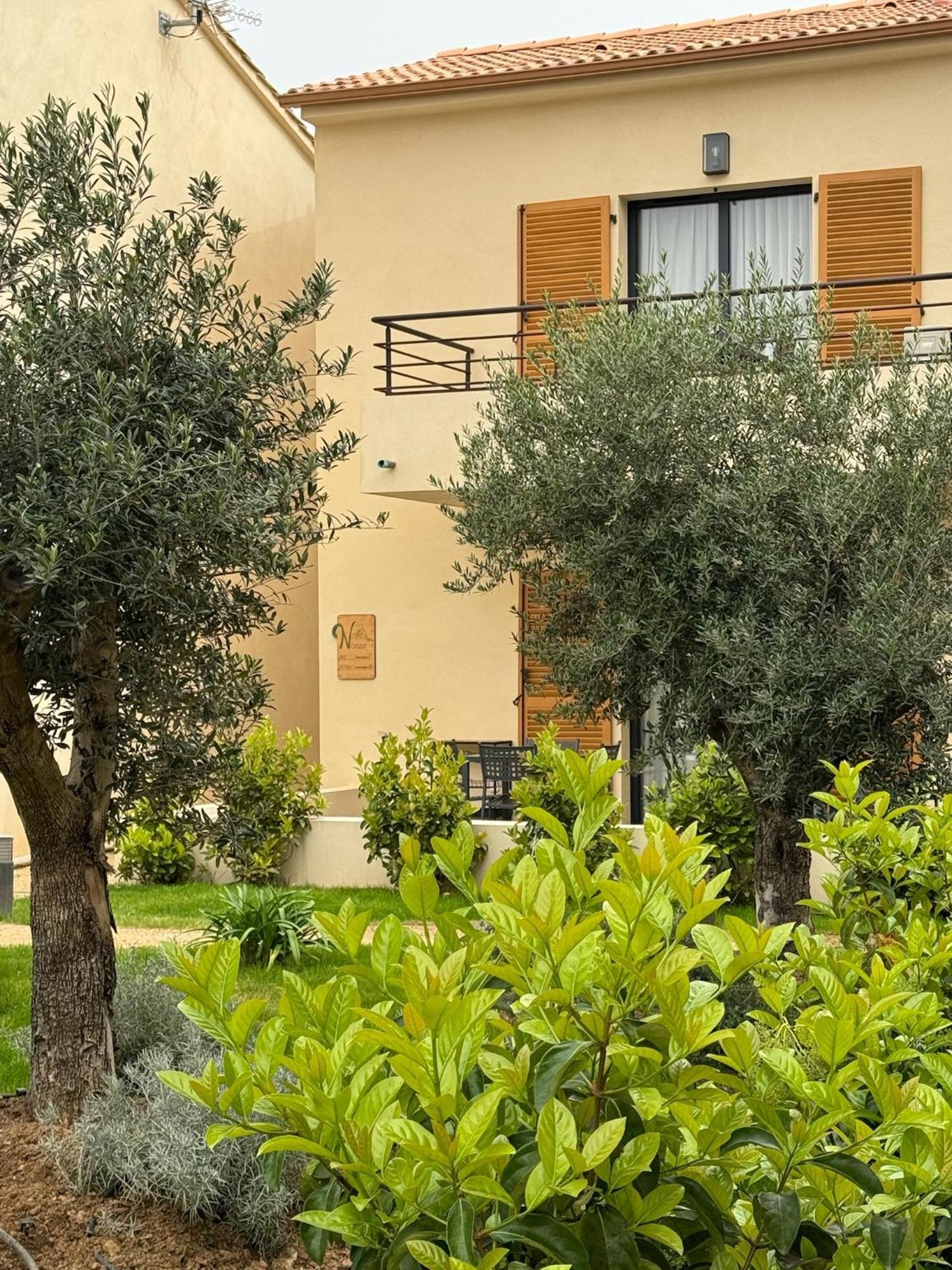 Residence Catalina Saint-Florent  Exteriör bild